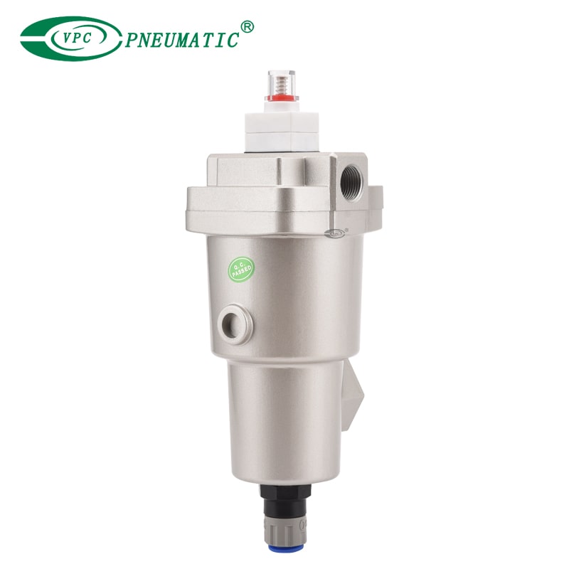 neumatic moisture separator