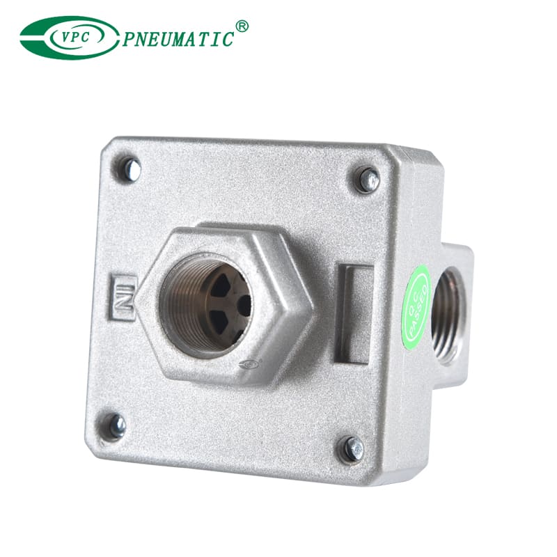 pneumatic quick exhaust valve
